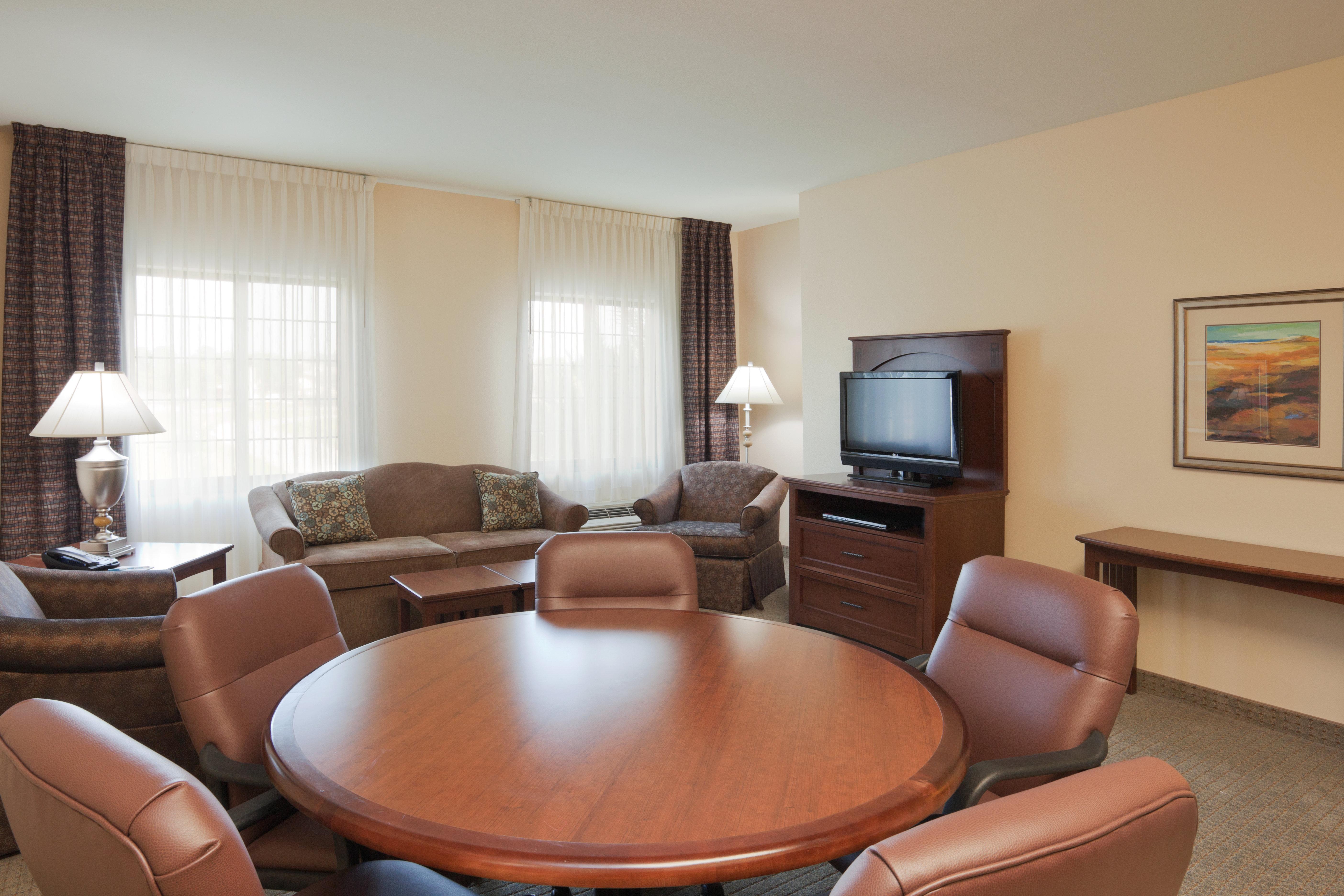 Staybridge Suites Lafayette-Airport By Ihg Exteriör bild