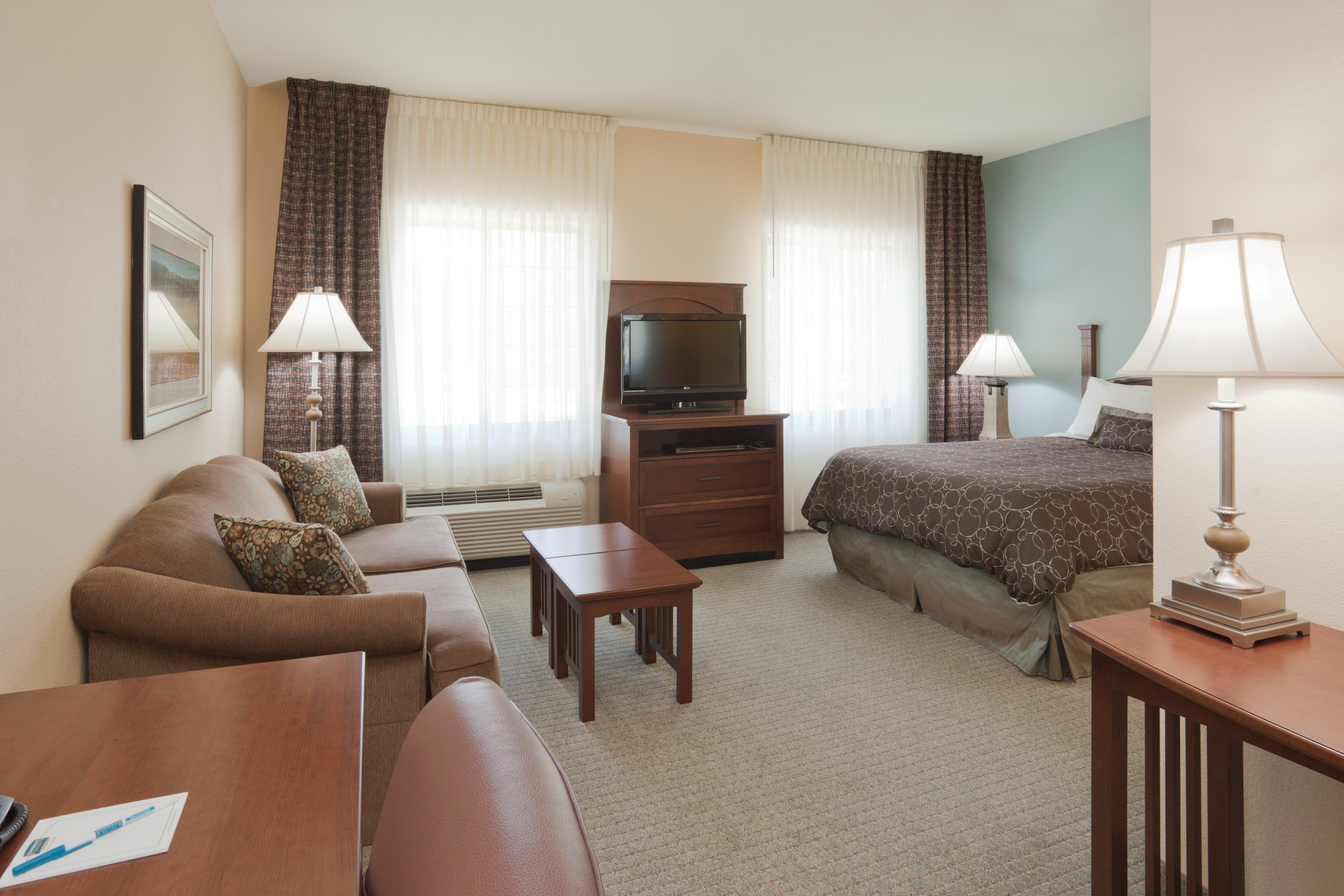 Staybridge Suites Lafayette-Airport By Ihg Exteriör bild