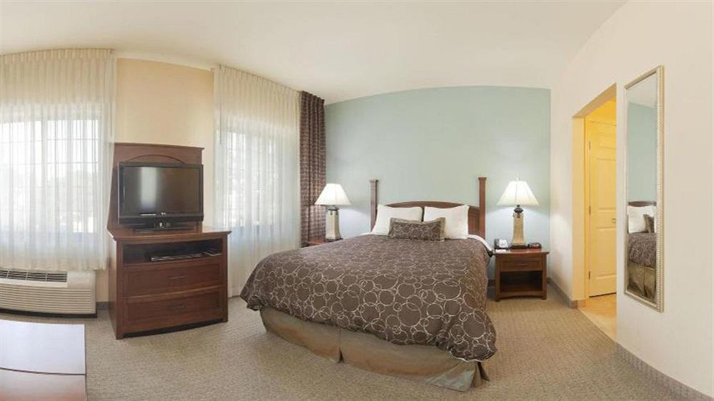 Staybridge Suites Lafayette-Airport By Ihg Exteriör bild