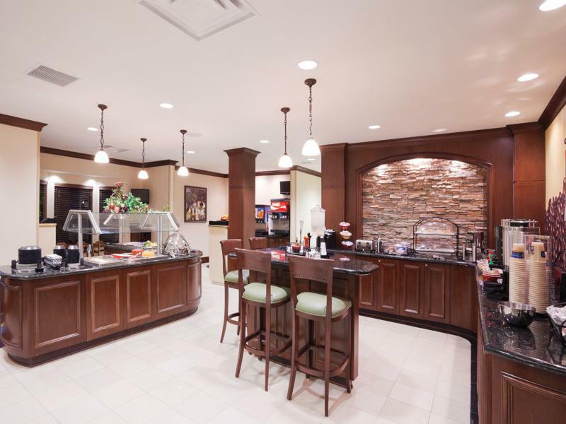 Staybridge Suites Lafayette-Airport By Ihg Exteriör bild